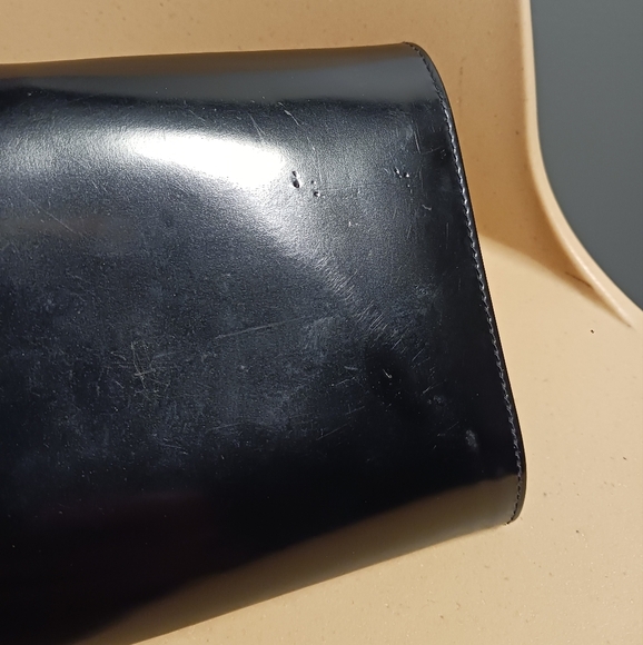 Prada Black patent leather wallet, checkbook - Picture 7 of 16